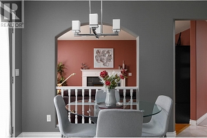 1043 Caledonia Way - Photo 24