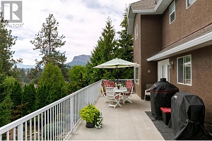 1043 Caledonia Way - Photo 3