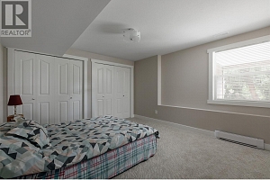 1043 Caledonia Way - Photo 30