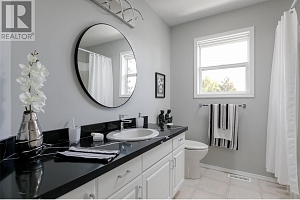 1043 Caledonia Way - Photo 34