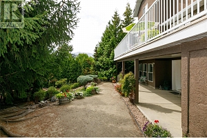 1043 Caledonia Way - Photo 8