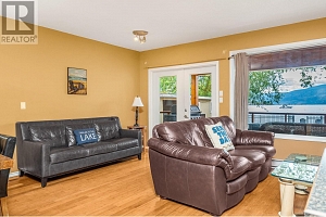 2612 Lakeshore Road - Photo 11