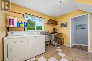 2612 Lakeshore Road - Photo 13