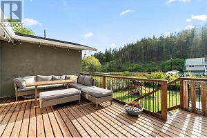 6046 Jackson Crescent - Photo 13