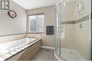6046 Jackson Crescent - Photo 37