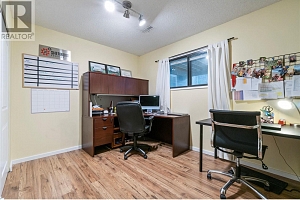6046 Jackson Crescent - Photo 47