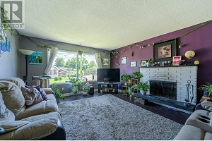 531 BAYWOOD Crescent - Photo 4