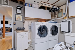5882 Victoria Street - Photo 35