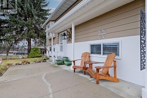 5882 Victoria Street - Photo 41