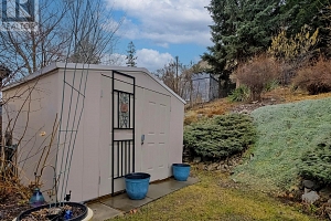 5882 Victoria Street - Photo 45