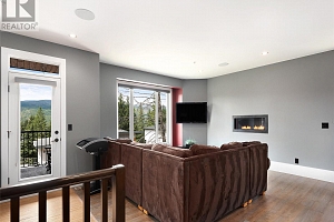 27 Garmisch Road - Photo 4