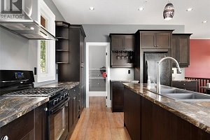 27 Garmisch Road - Photo 9