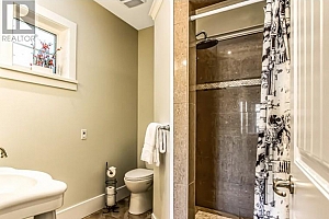 1009 Lawrence Avenue - Photo 28