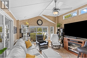 8000 Highland Road Unit# 33 - Photo 3