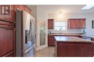 755 Birch Avenue - Photo 13