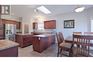 755 Birch Avenue - Photo 14
