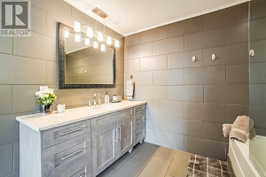 819 Cadder Avenue - Photo 36
