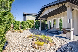 819 Cadder Avenue - Photo 4