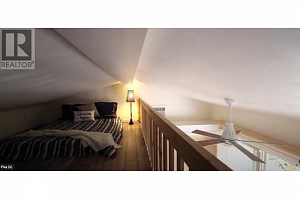 1023 Lawrence Avenue - Photo 13