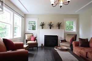 1023 Lawrence Avenue - Photo 4