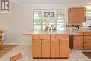 729 Stanley Avenue - Photo 10