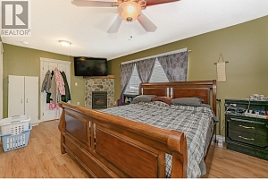 729 Stanley Avenue - Photo 11