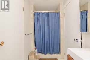 729 Stanley Avenue - Photo 15