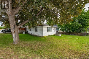 729 Stanley Avenue - Photo 2