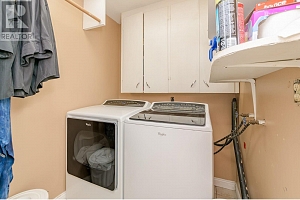 729 Stanley Avenue - Photo 25