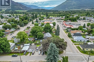 729 Stanley Avenue - Photo 45