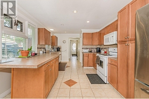 729 Stanley Avenue - Photo 7