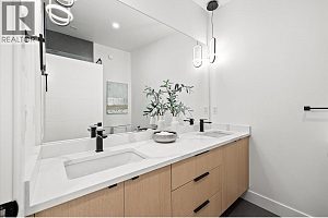 745 Patterson Avenue Unit# 1 - Photo 18