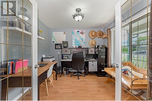 160 Carlin Street - Photo 13