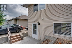 2825 Richfield Drive - Photo 45
