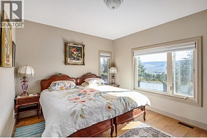 2376 Nahanni Court - Photo 18