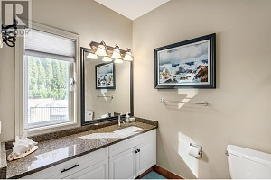 2376 Nahanni Court - Photo 22