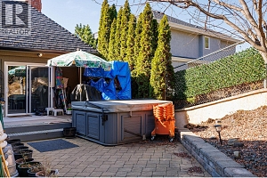 2376 Nahanni Court - Photo 33