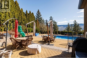 2376 Nahanni Court - Photo 34