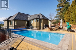 2376 Nahanni Court - Photo 37