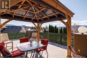 2376 Nahanni Court - Photo 42
