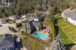 2376 Nahanni Court - Photo 51