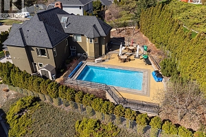 2376 Nahanni Court - Photo 56