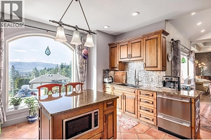 2376 Nahanni Court - Photo 9