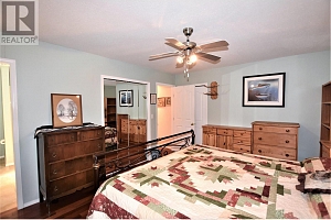 536 Loon Avenue - Photo 18