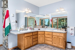 705 Monashee Road - Photo 25