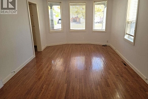 2600 37 Avenue - Photo 9