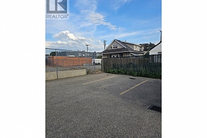 3406 28 Avenue - Photo 21