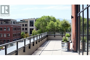 550 Osprey Avenue Unit# 3rd Floor - Photo 22