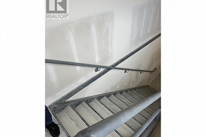 2045 Matrix Crescent Unit# 150 - Photo 18