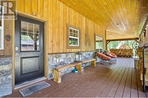 6241 33 Highway - Photo 13